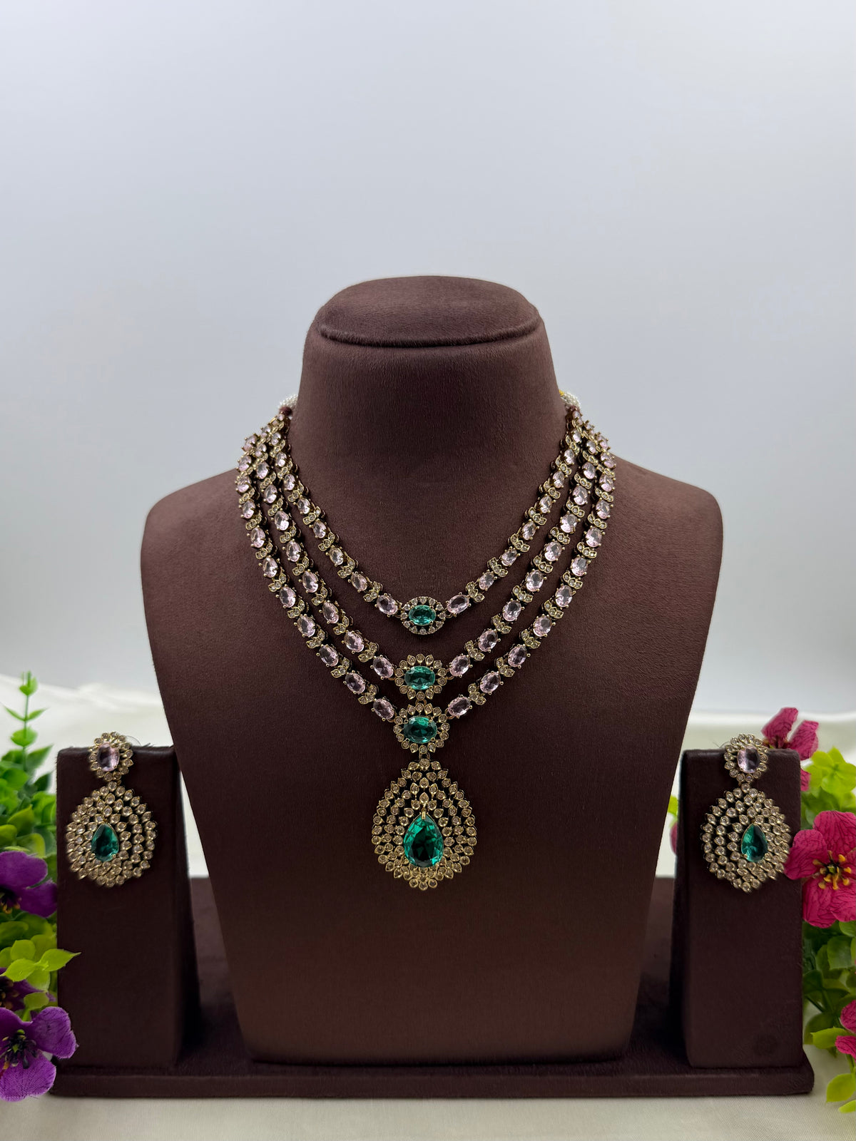 Roshni Victorian Three Layer Necklace Set