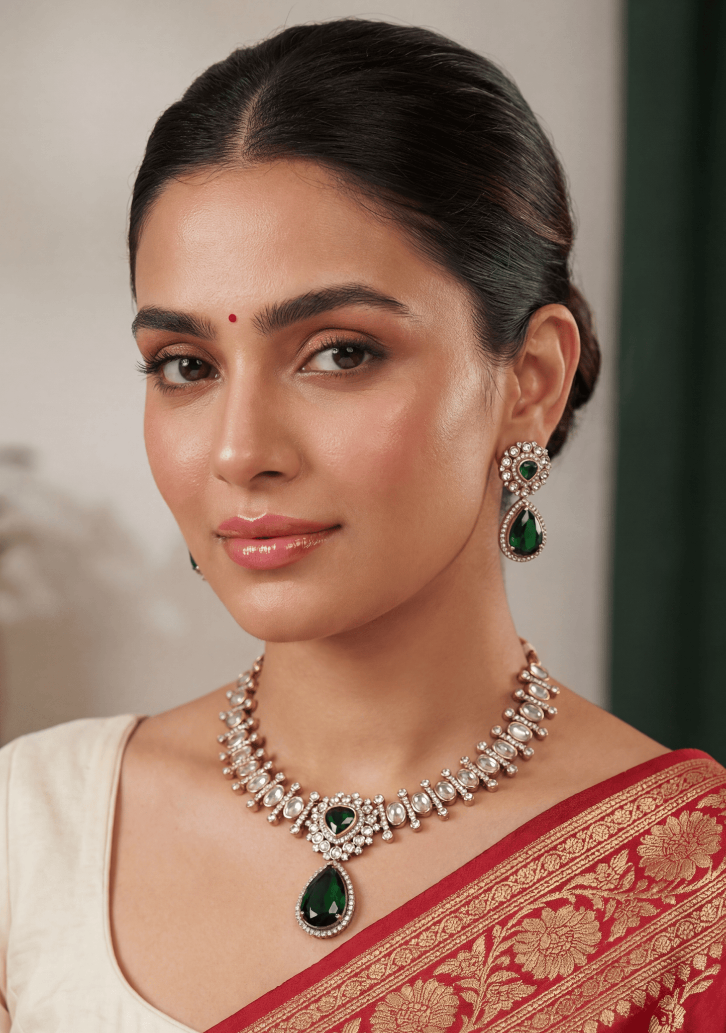 Viva Drop Victorian Necklace set - Green
