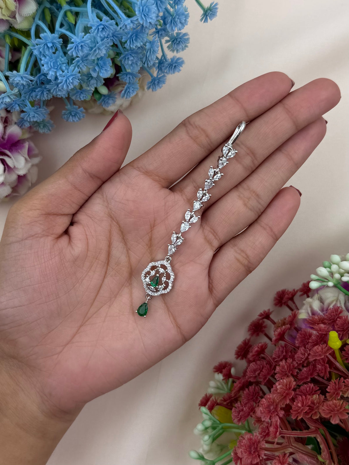 Nola American Diamond Mang Tika