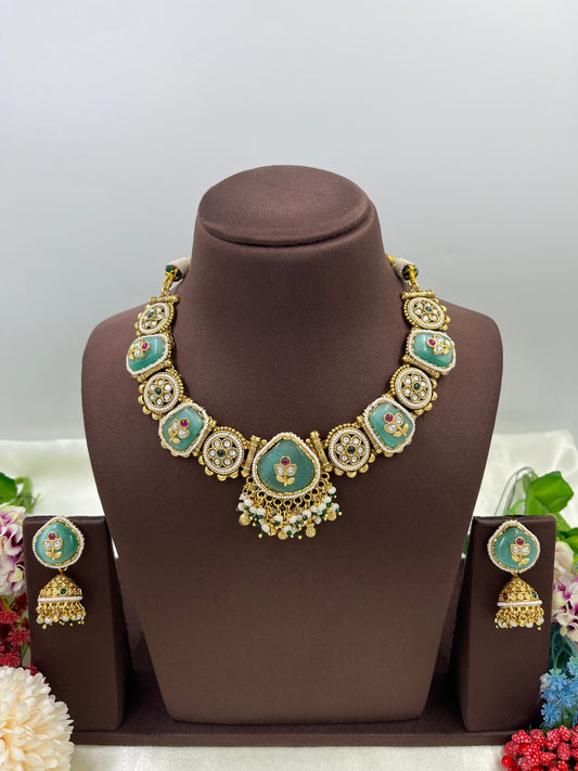 Amara Emerald Elegance Necklace