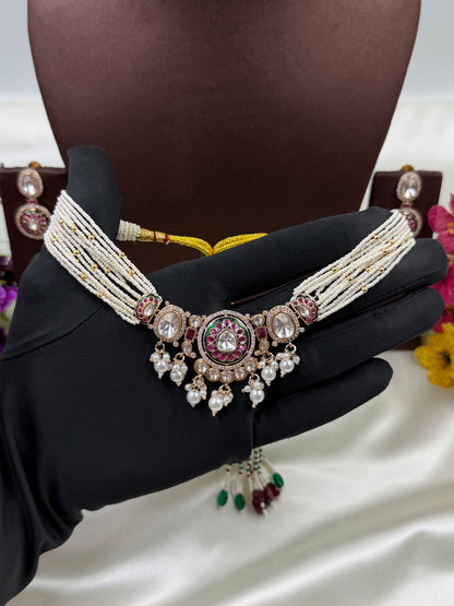 Saina Moissanite Choker Necklace