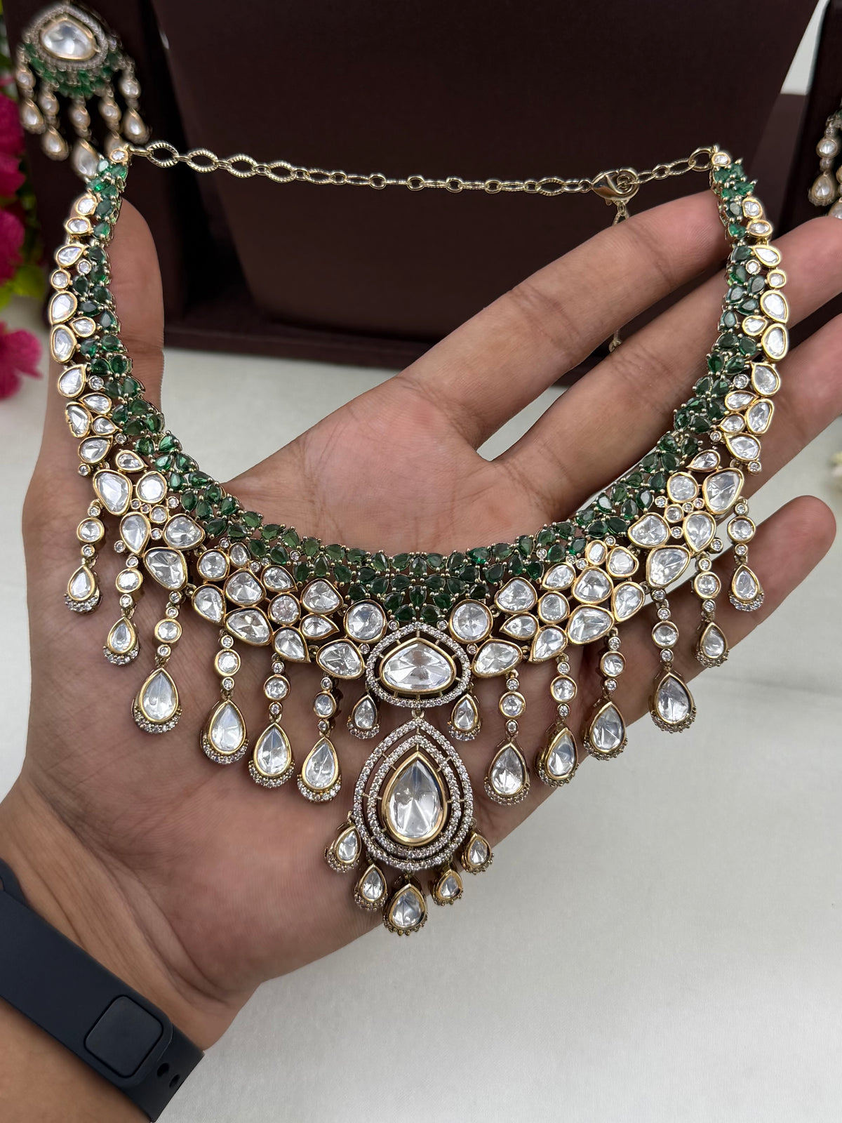 Hina Premium Victorian Necklace Set