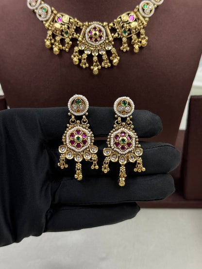 Malini Heritage Delicate Necklace