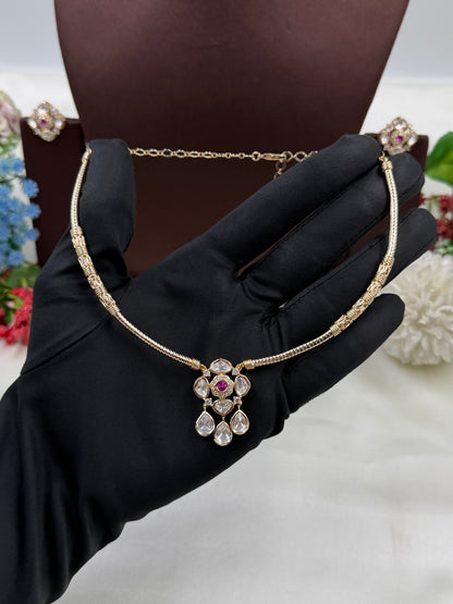 Maira Moissanite Hasli Necklace