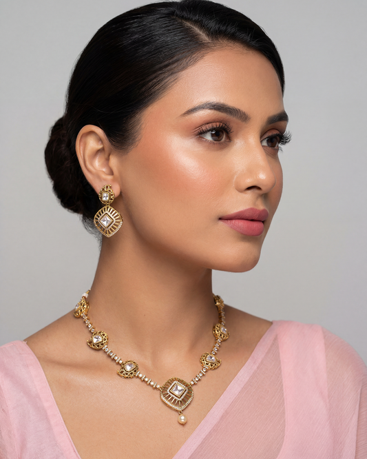 Minal Victorian Delicate Necklace