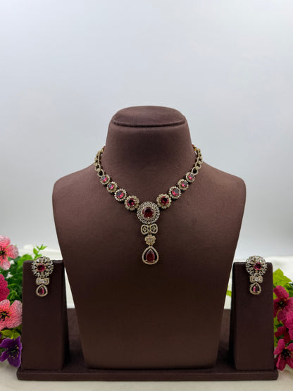 Diya Victorian Delicate Necklace Set