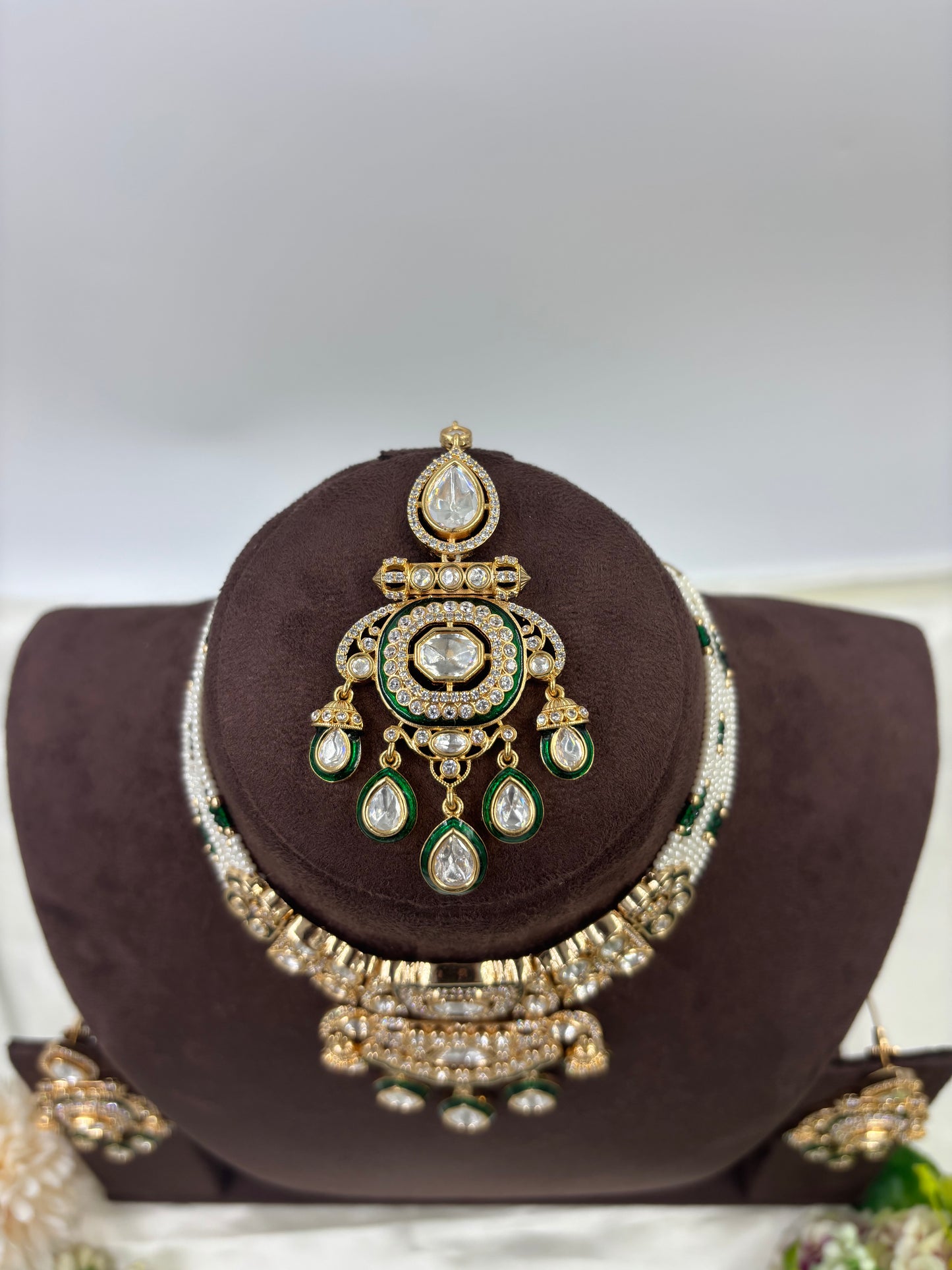 Zareen Jadau Moissanite Kundan Necklace