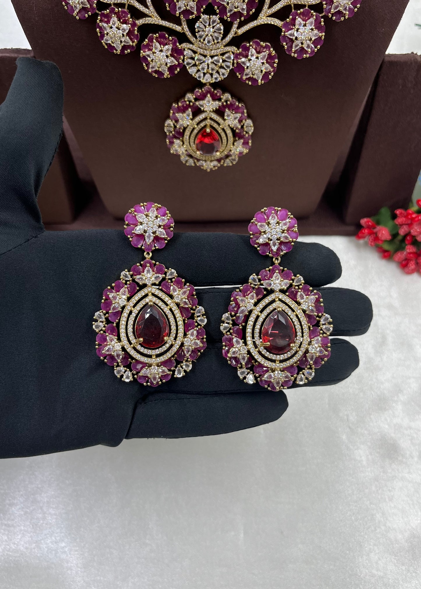 Kishori Victorian Premium Necklace