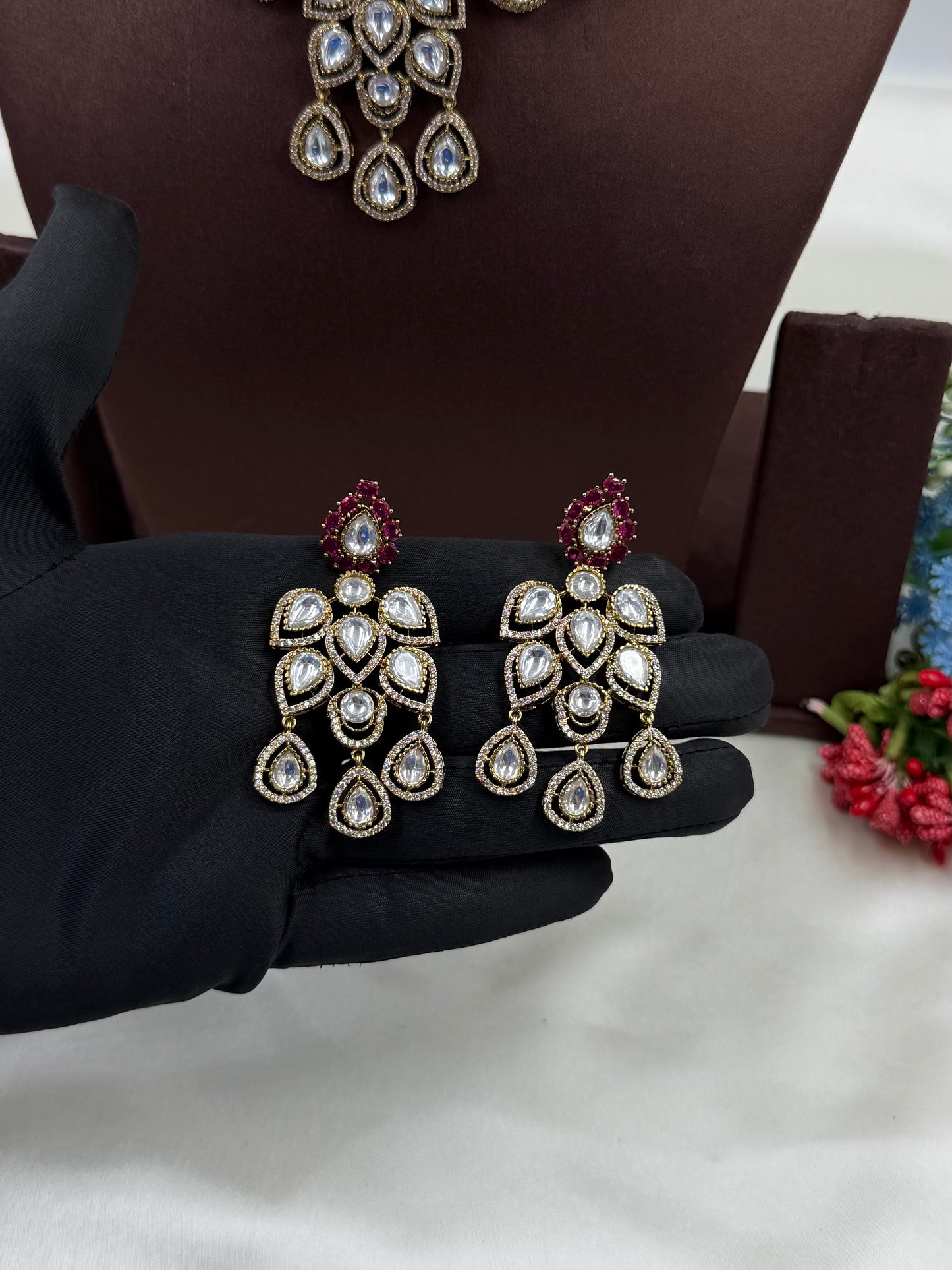 Aanya Victorian Choker Necklace Set