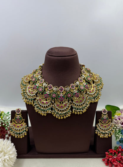 Aparna Pachi Kundan Necklace Set