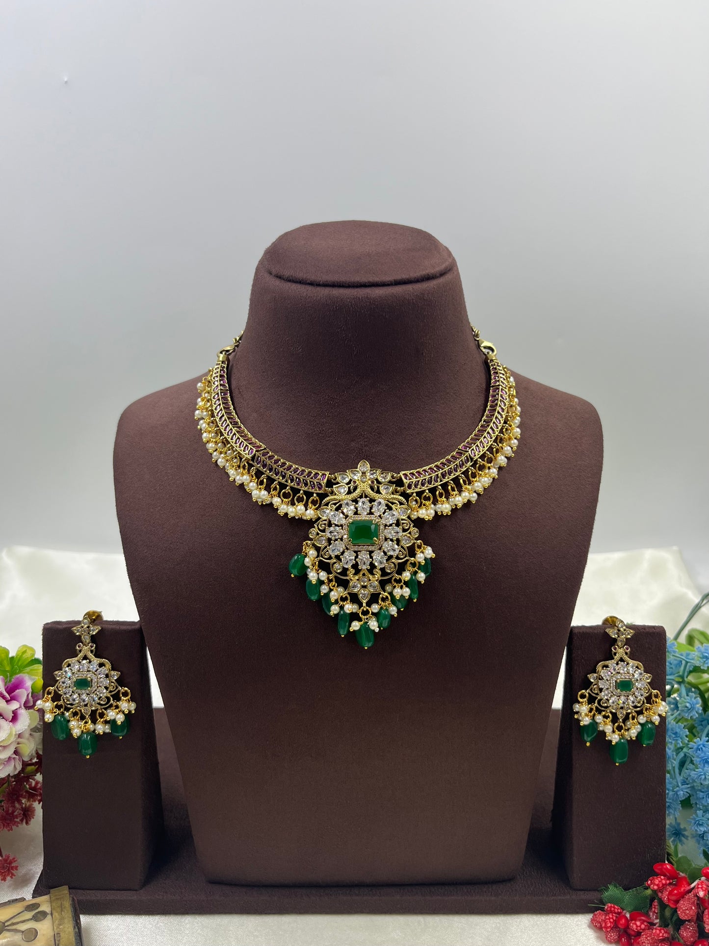 Malini Traditional Victorian Necklace