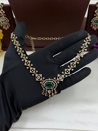 Hema Victorian Premium Necklace