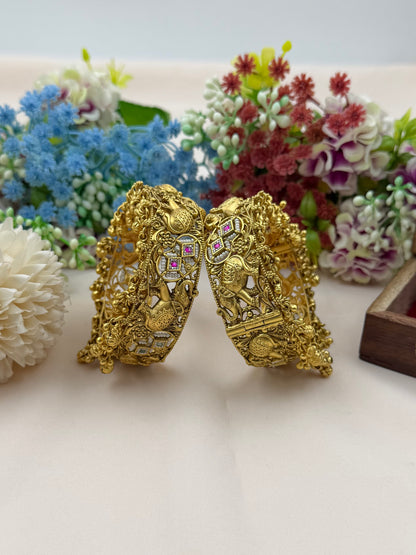 Sushmita South Temple Bangles (Openable)