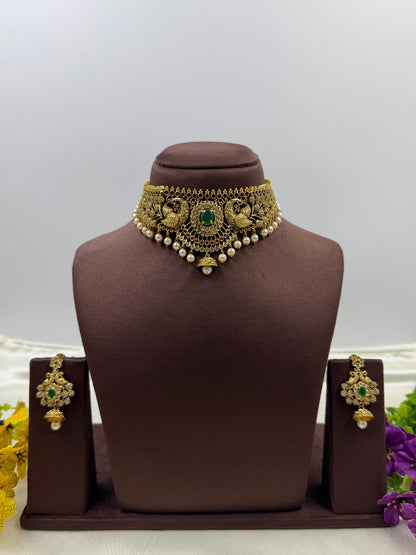 Anita Traditional Choker Necklace Set