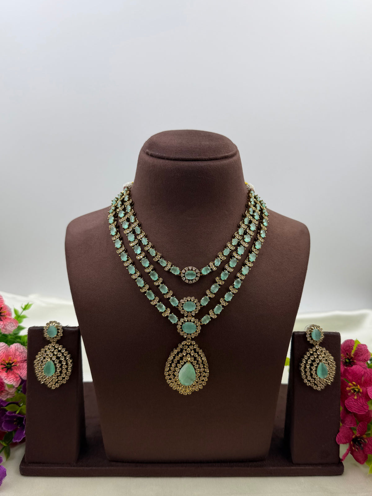 Roshni Victorian Three Layer Necklace Set