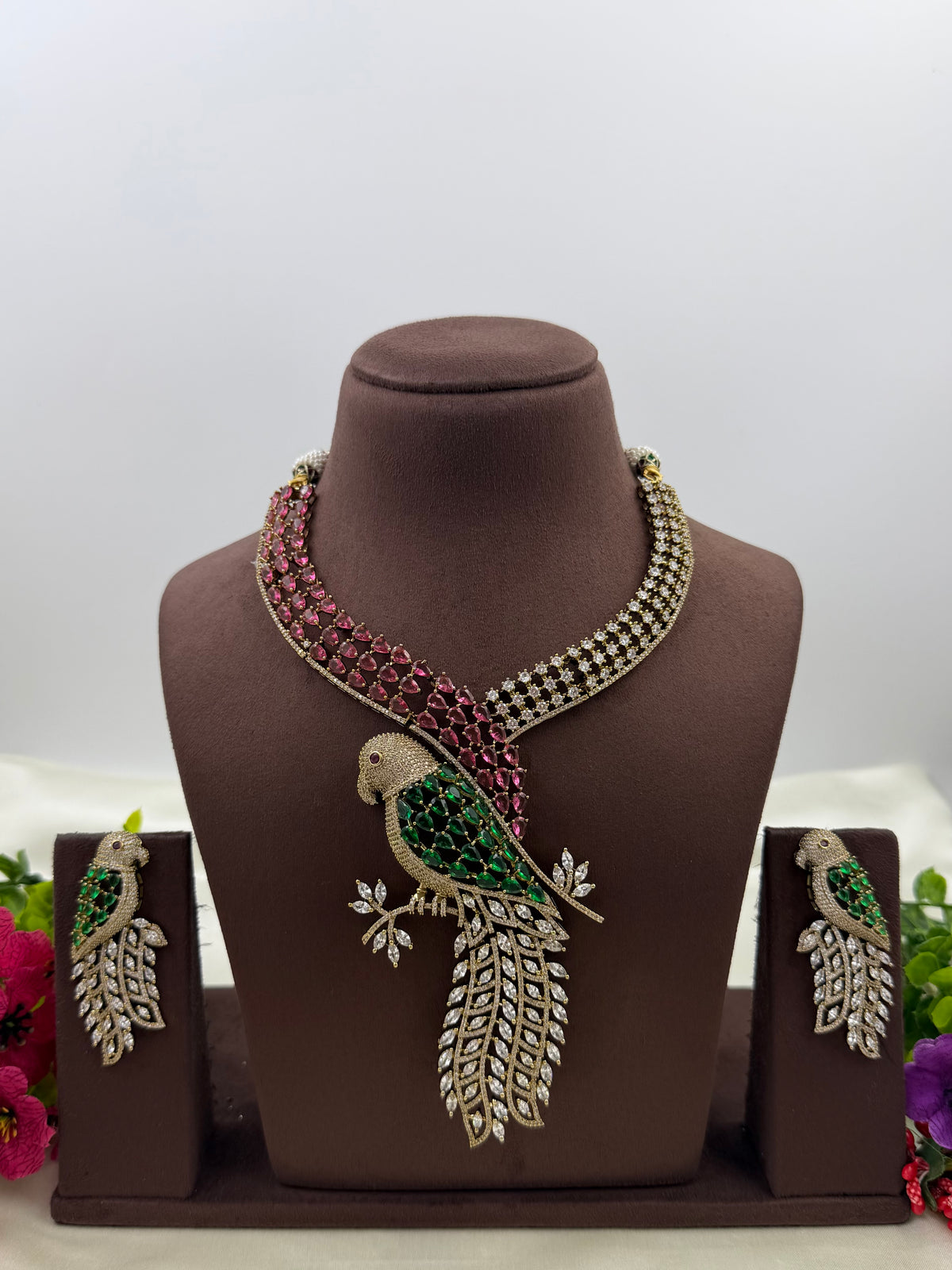 Chhavi Royal Mithu Victorian Necklace Set