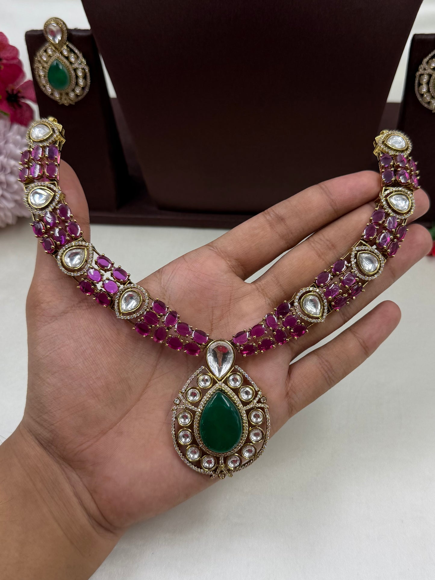 Swara Premium Victorian Necklace