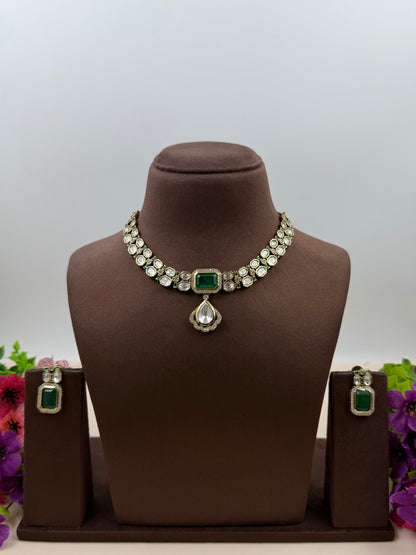Mukti Victorian Delicate Necklace Set