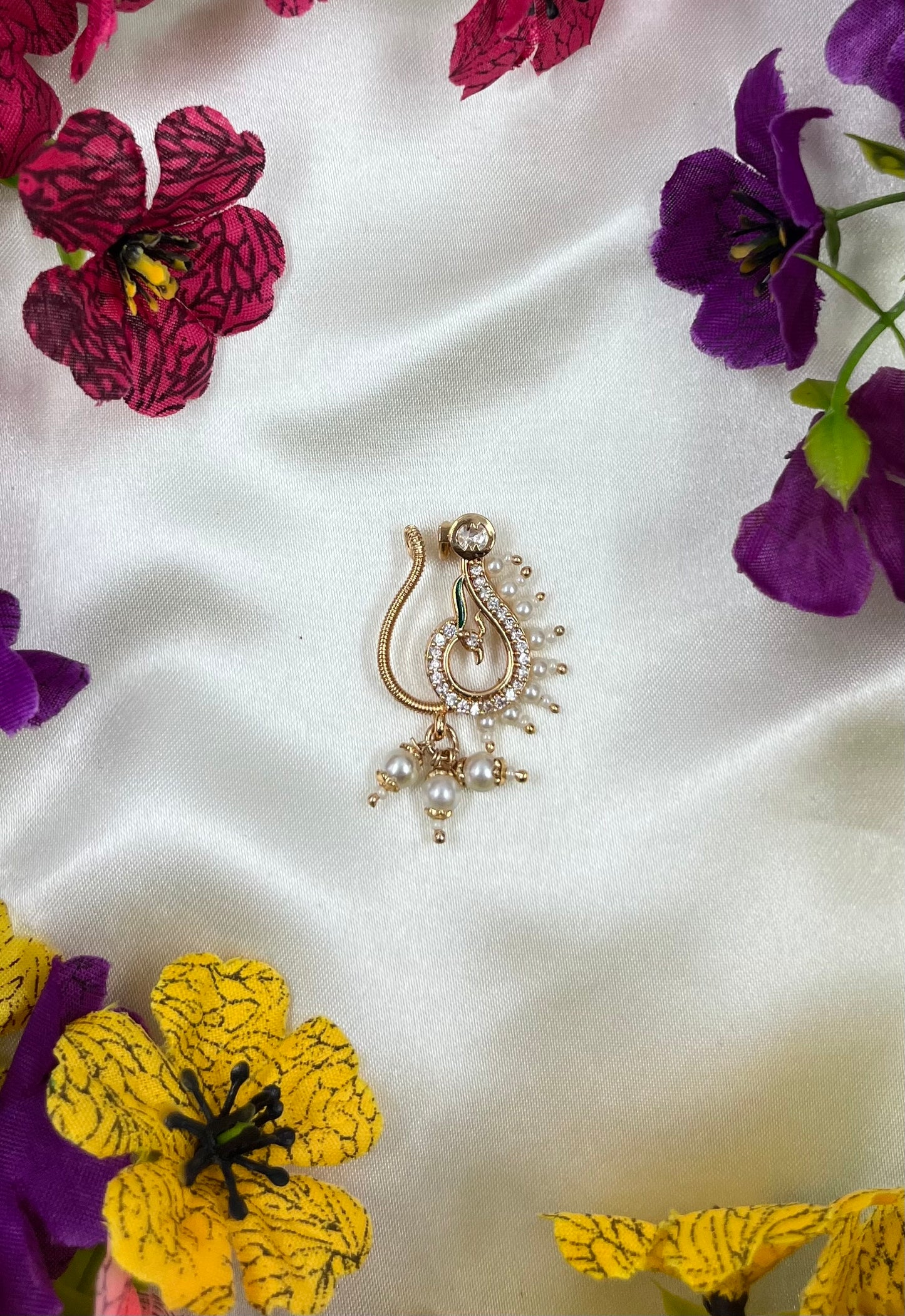 Dhriti Moissanite Nose Ring