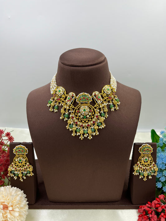 Jijabai Pachi Kundan Necklace