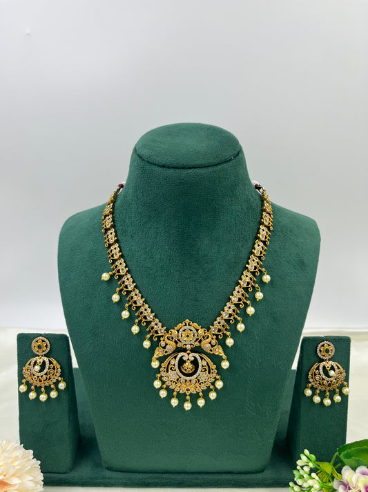 Gulband Premium Gold Necklace