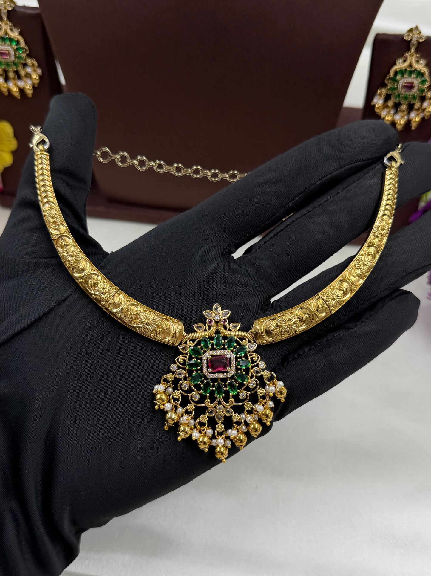 Ritika Victorian Traditional Hasli
