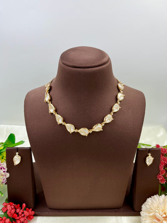 Deli Premium Moissanite Kundan Necklace