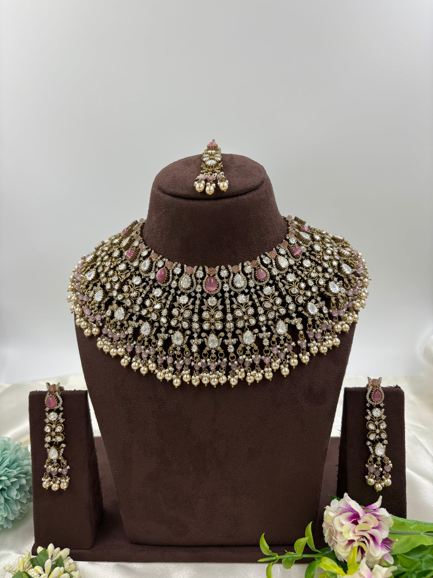 Hiren premium Moissanite Kundan Semi Bridal Necklace set