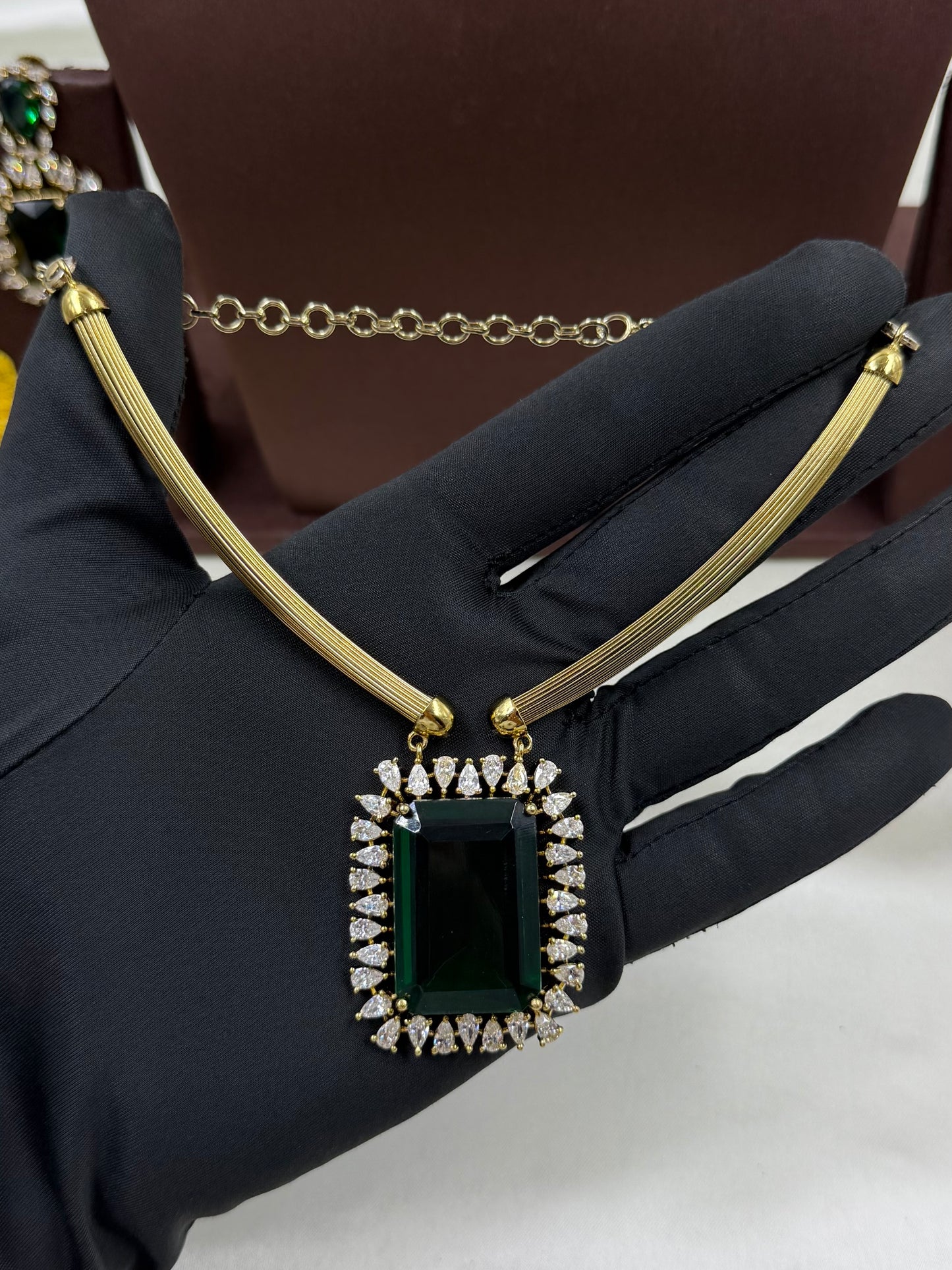 Ankita Victorian Hasli Necklace