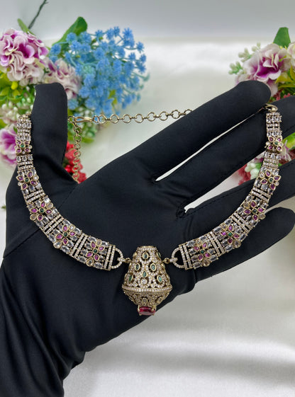 Prachi Victorian Necklace