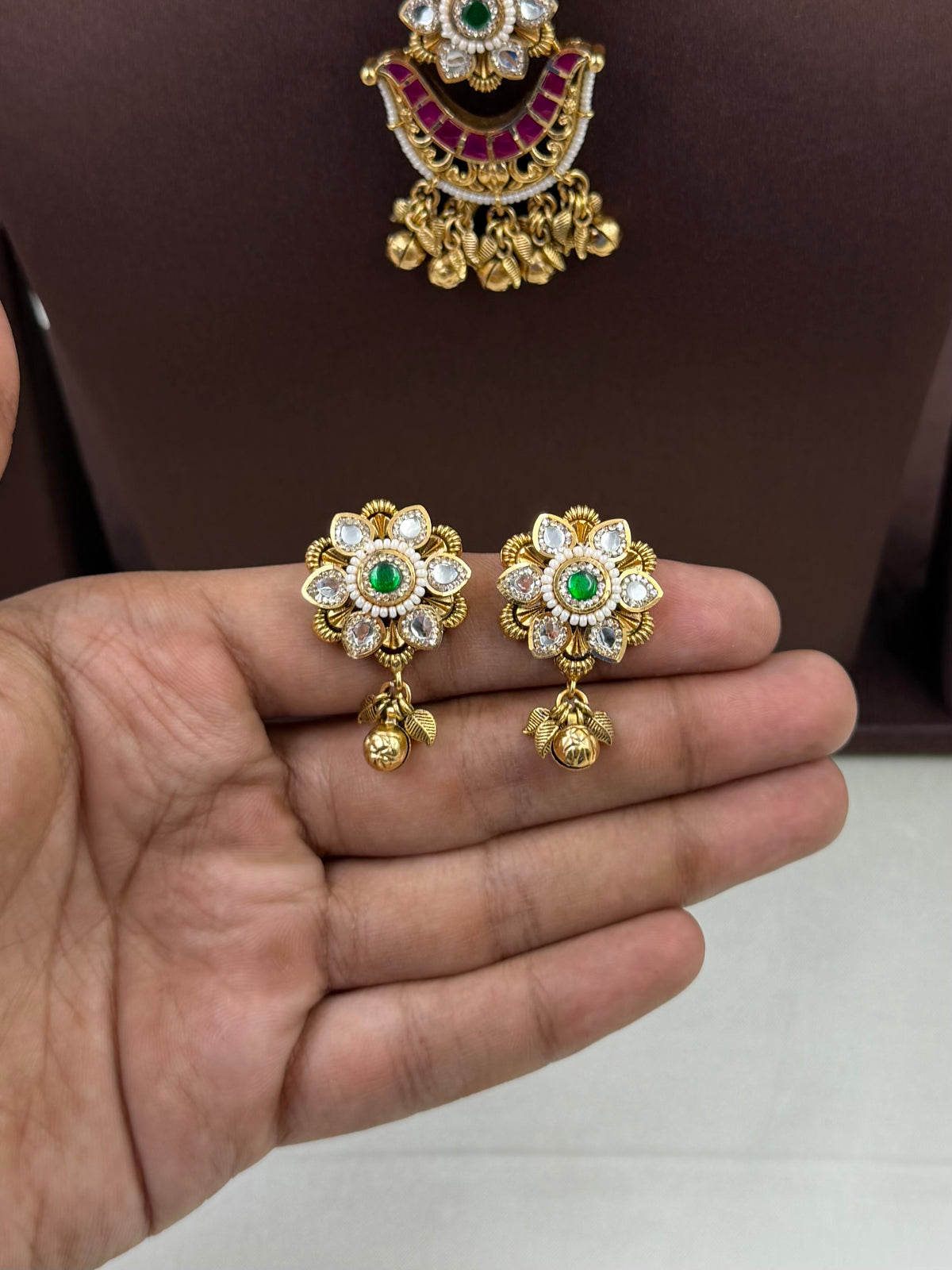 Komal Chorski Hasli Necklace Set