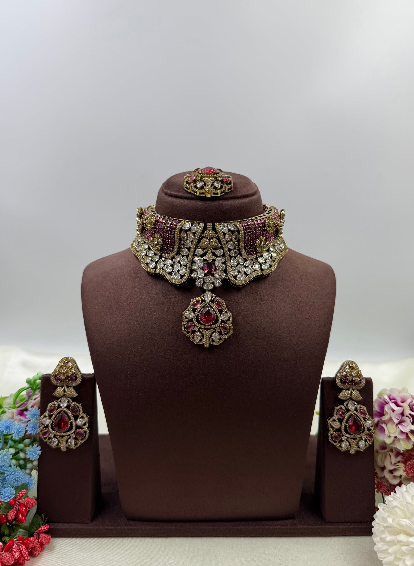 Indira Victorian Choker Necklace