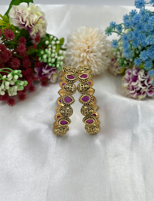 Yashi Lakshmi Temple Bangles