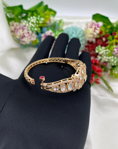 Nayab Moissanite Kundan Bracelet