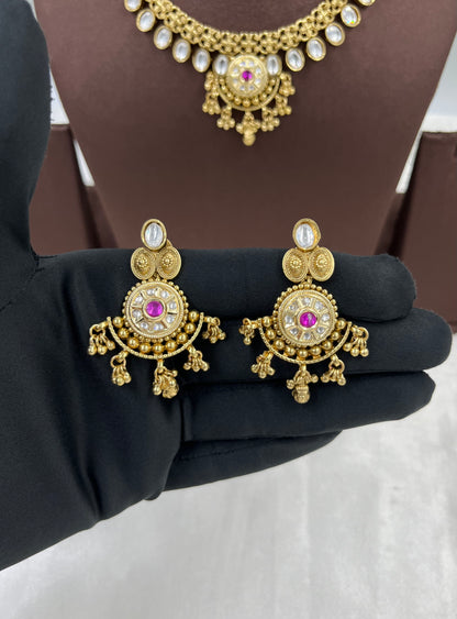 Sringarika Chorski Necklace