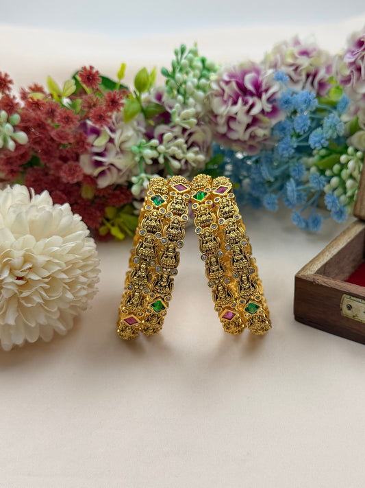 Manasi South Temple Bangles