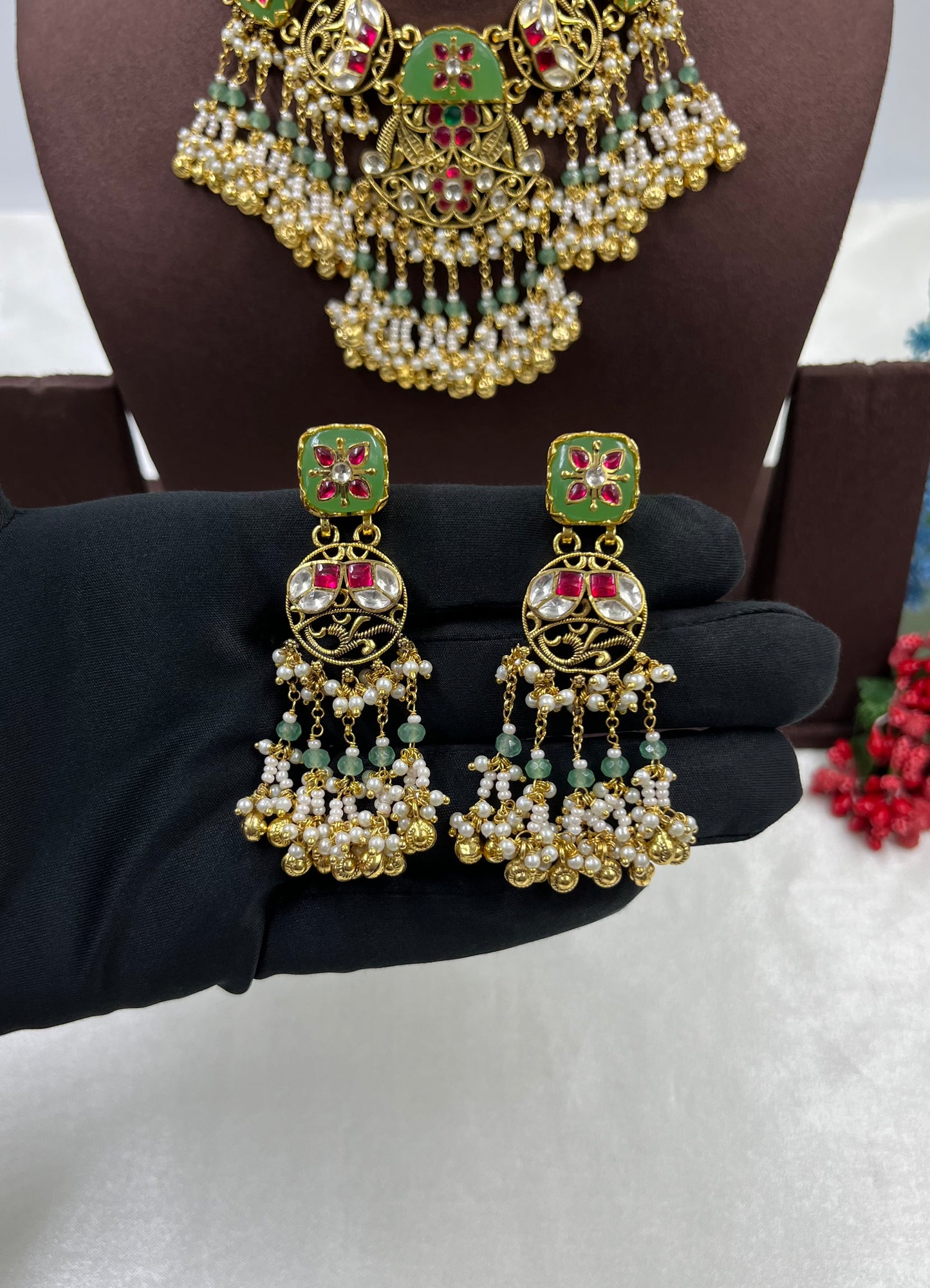 Aadhya Pachi Kundan Premium Necklace