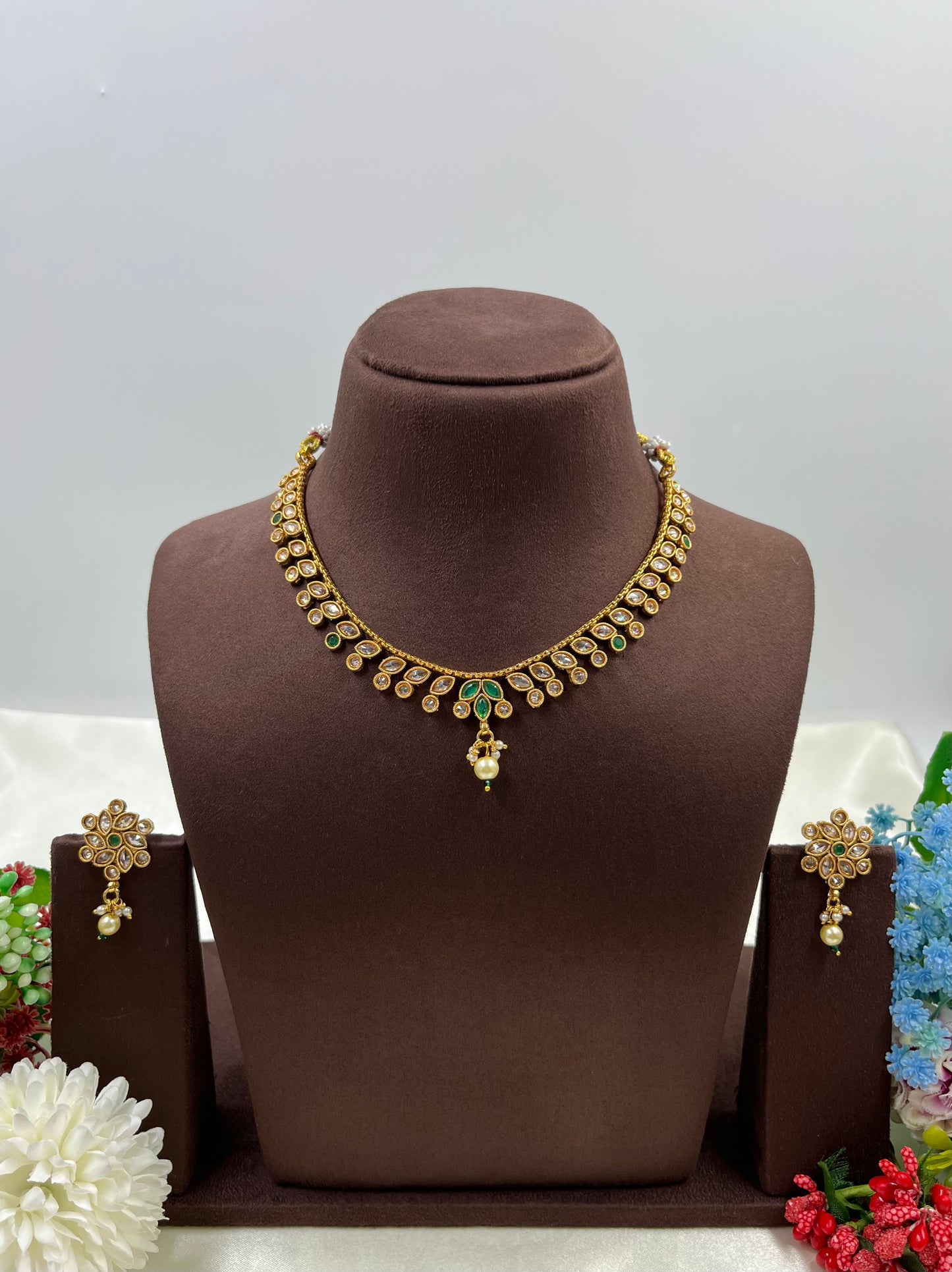 Nalini Delicate Traditional Necklace