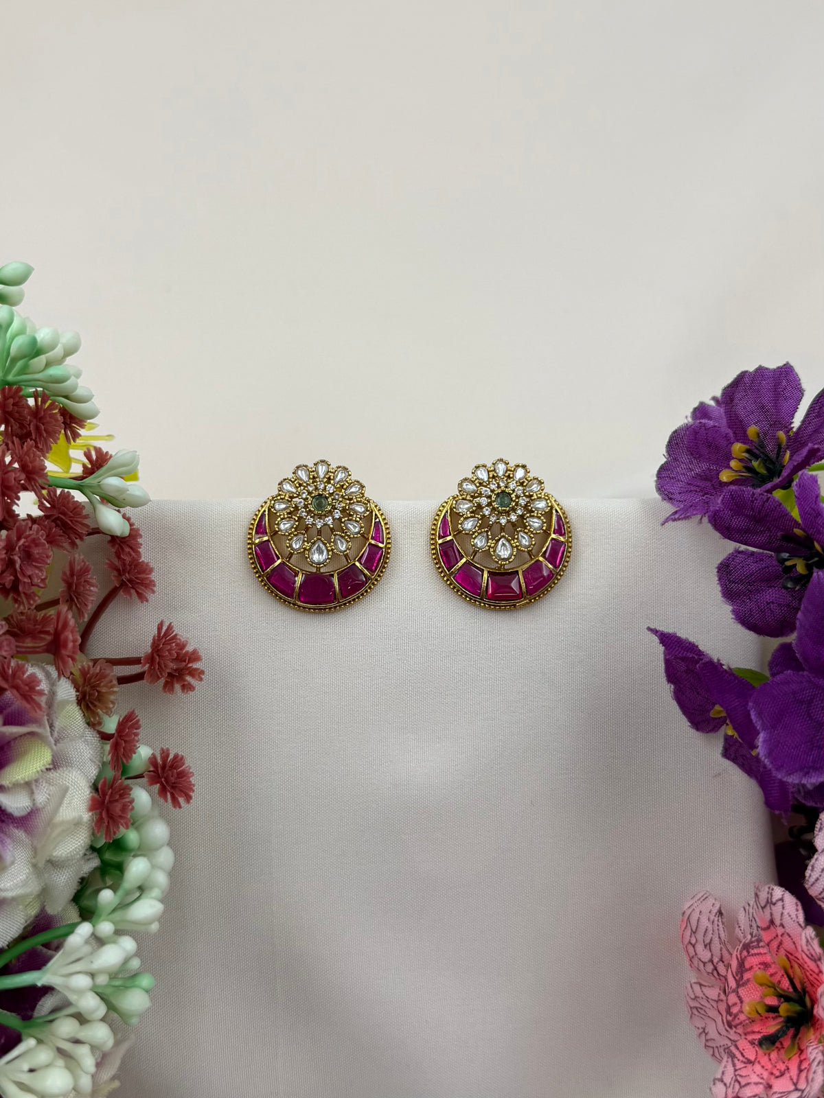 Uttara Pachi Kundan Tops