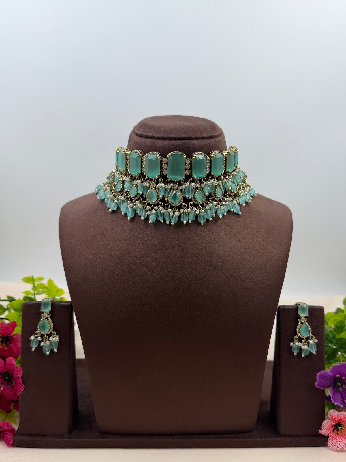 Rashi Victorian Choker Necklace Set