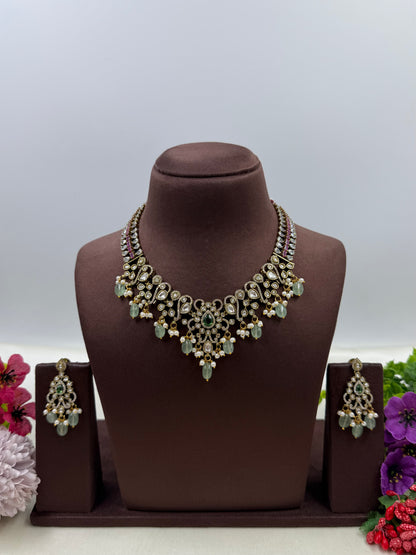 Janhavi Premium Victorian Necklace