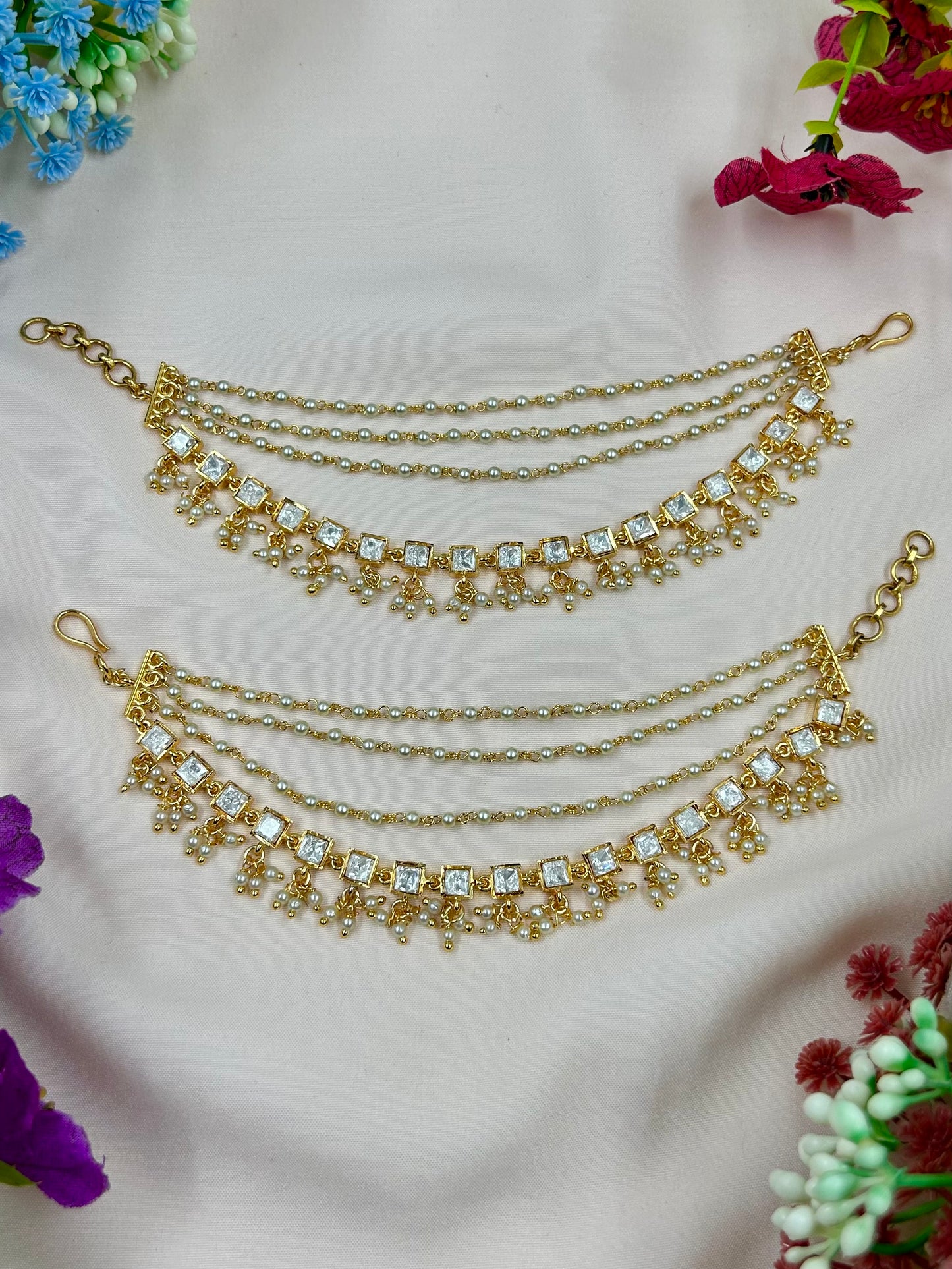 Komal Traditional Earchain