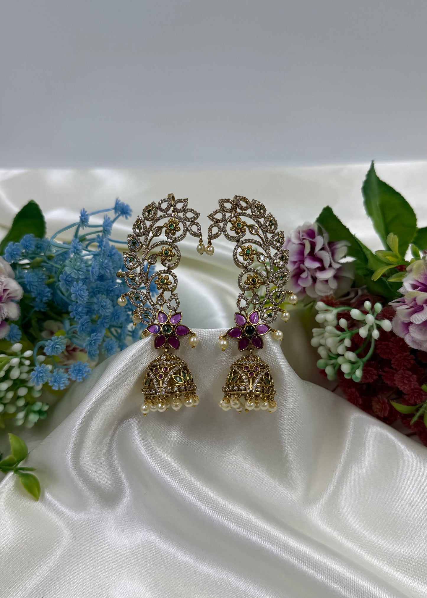 Kashish Traditional Victorian Earcuff