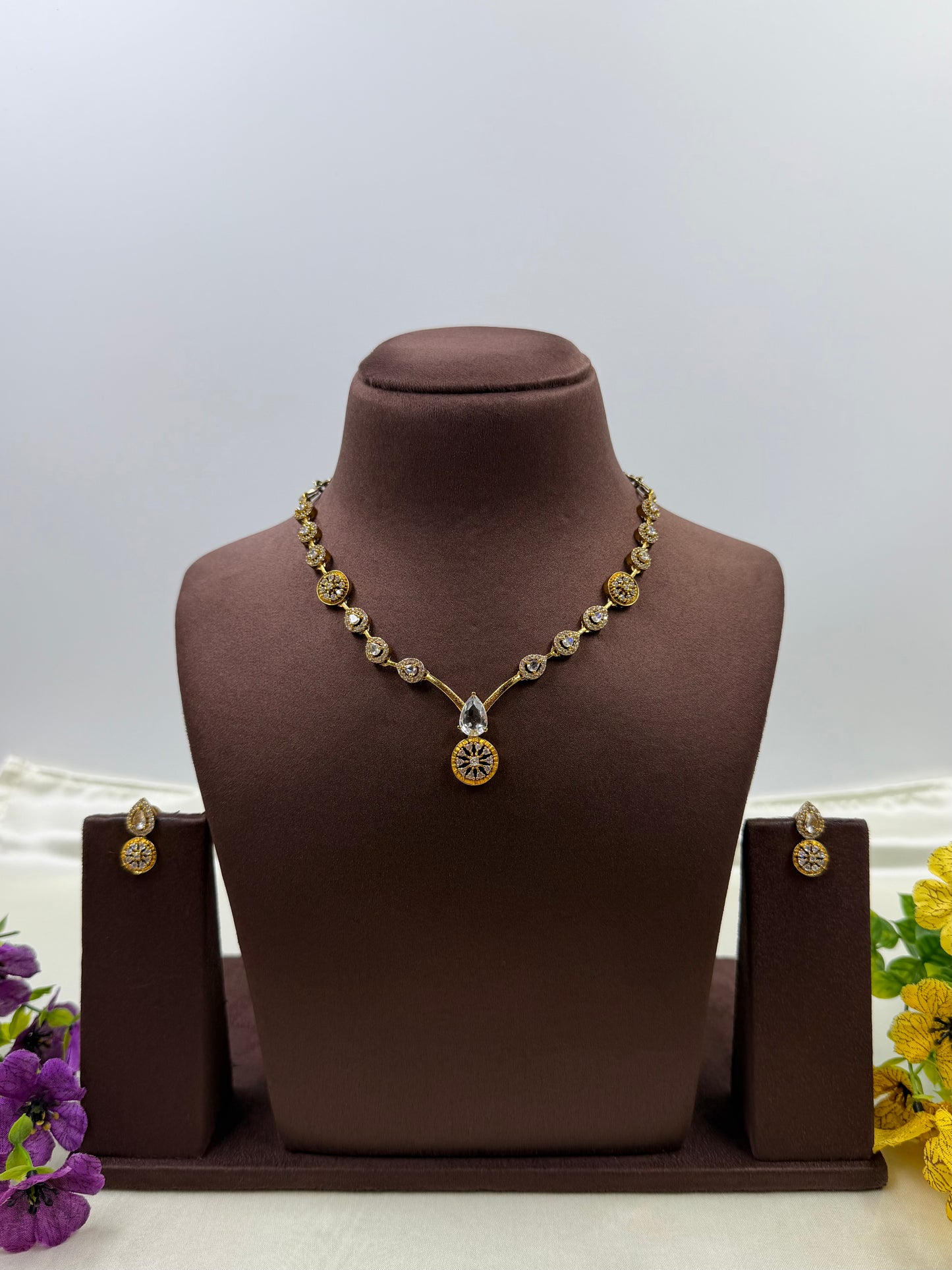 Alicia Victorian Delicate Necklace