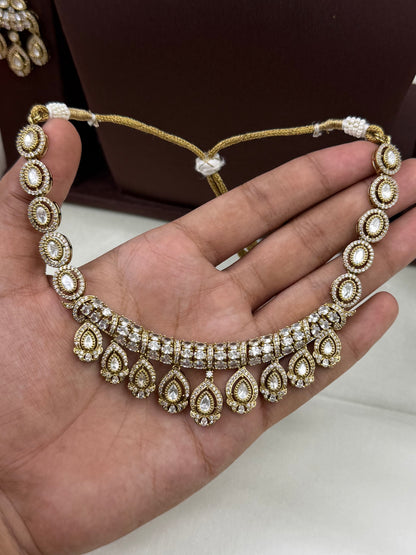 Shravani Victorian Necklace Set