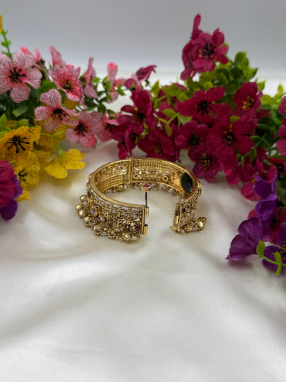 Komal Heritage Bangle (Openable)