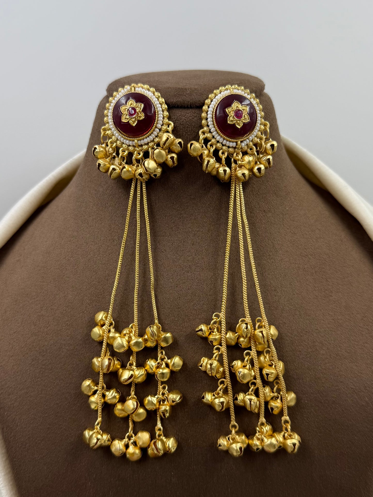 Minal Kashmiri Earing