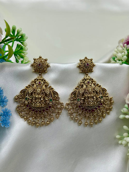 Aarohi South Indian Earring