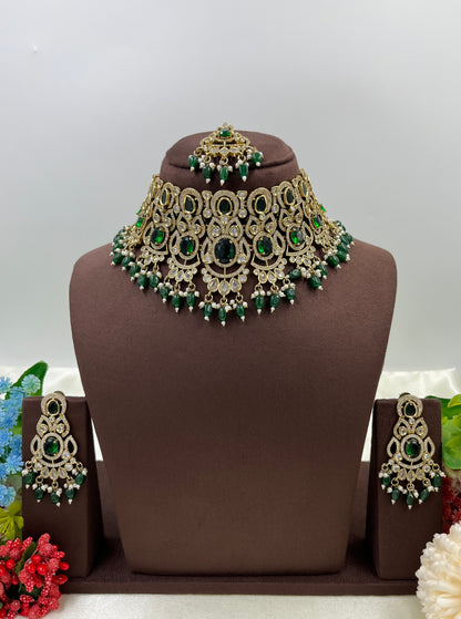 Suniti Premium Victorian Choker Necklace