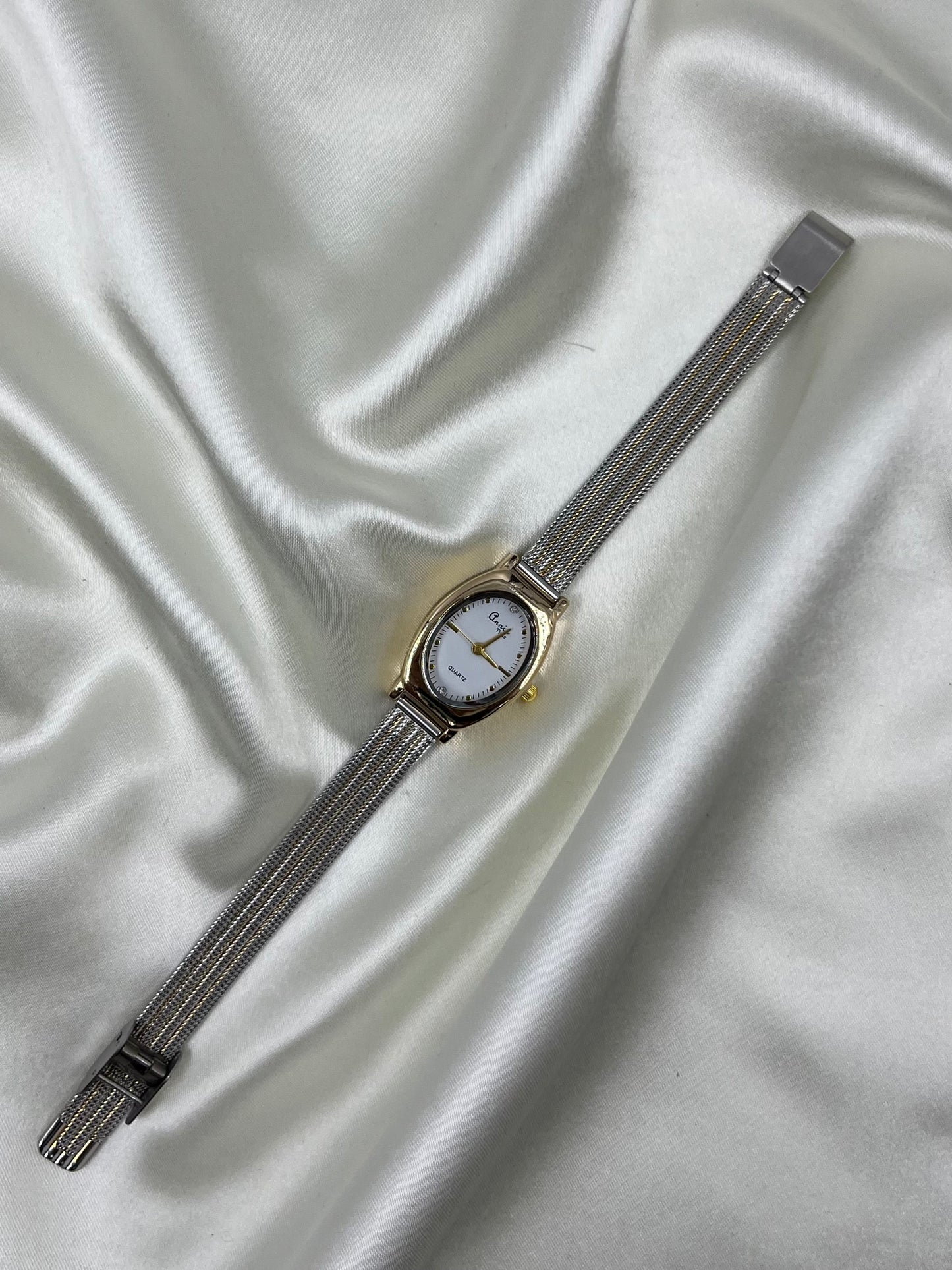 Ilina Anti-Tarnish Stainless Steel Watch (Adjustable)